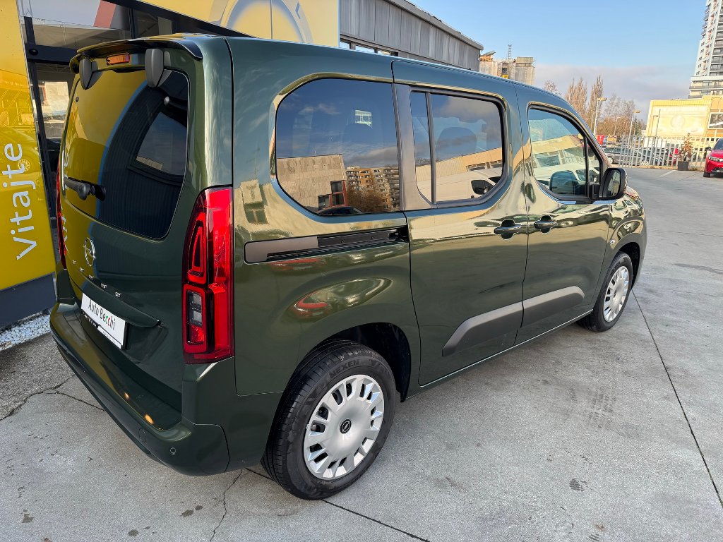 Opel Combo Life Edition Plus L1 1,2T 110k MT6 Opel Combo