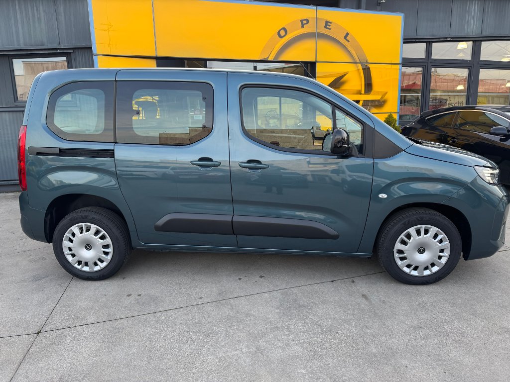 Opel Combo Combi (N1) Edition Plus L1 1,2T 110k MT6 Opel Combo