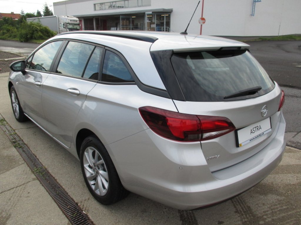 Opel Astra Edition Smile 110k Opel Astra