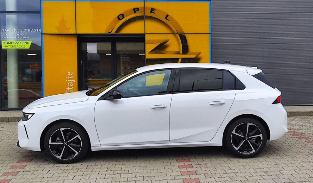 Opel Astra 1,2 Turbo Edition 130k AT8 Opel Astra