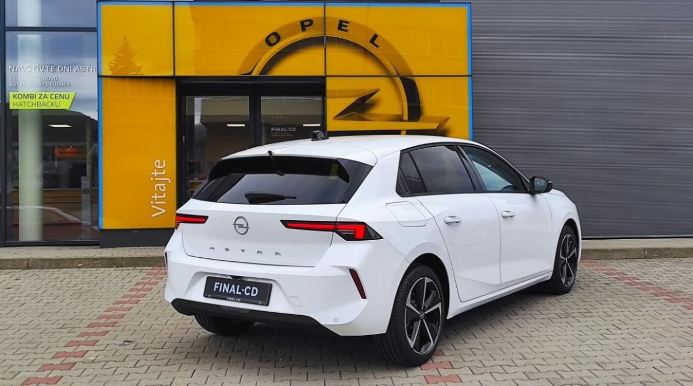 Opel Astra 1,2 Turbo Edition 130k AT8 Opel Astra