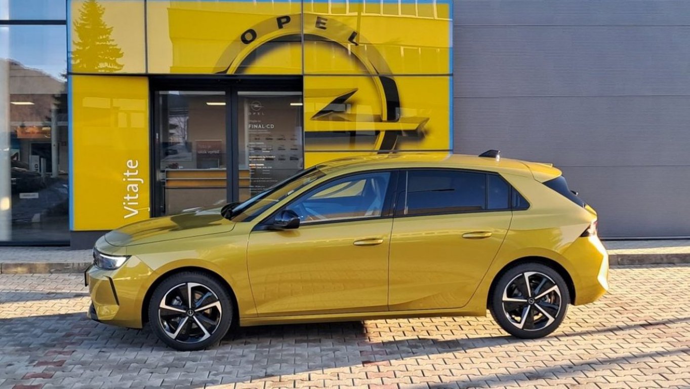 Opel Astra 1,2 Turbo Edition 130k AT8 Opel Astra