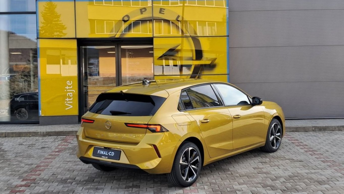 Opel Astra 1,2 Turbo Edition 130k AT8 Opel Astra
