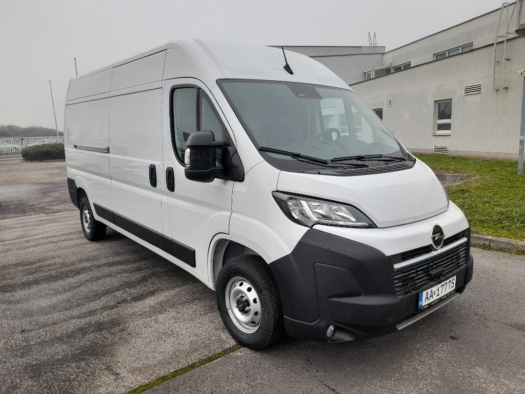 Opel Movano