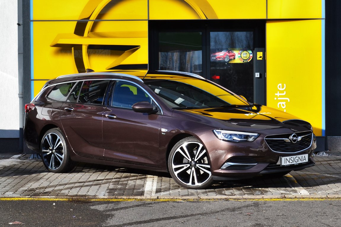 Opel Insignia Sports Tourer 2.0 BiTurbo 4x4 Opel Insignia