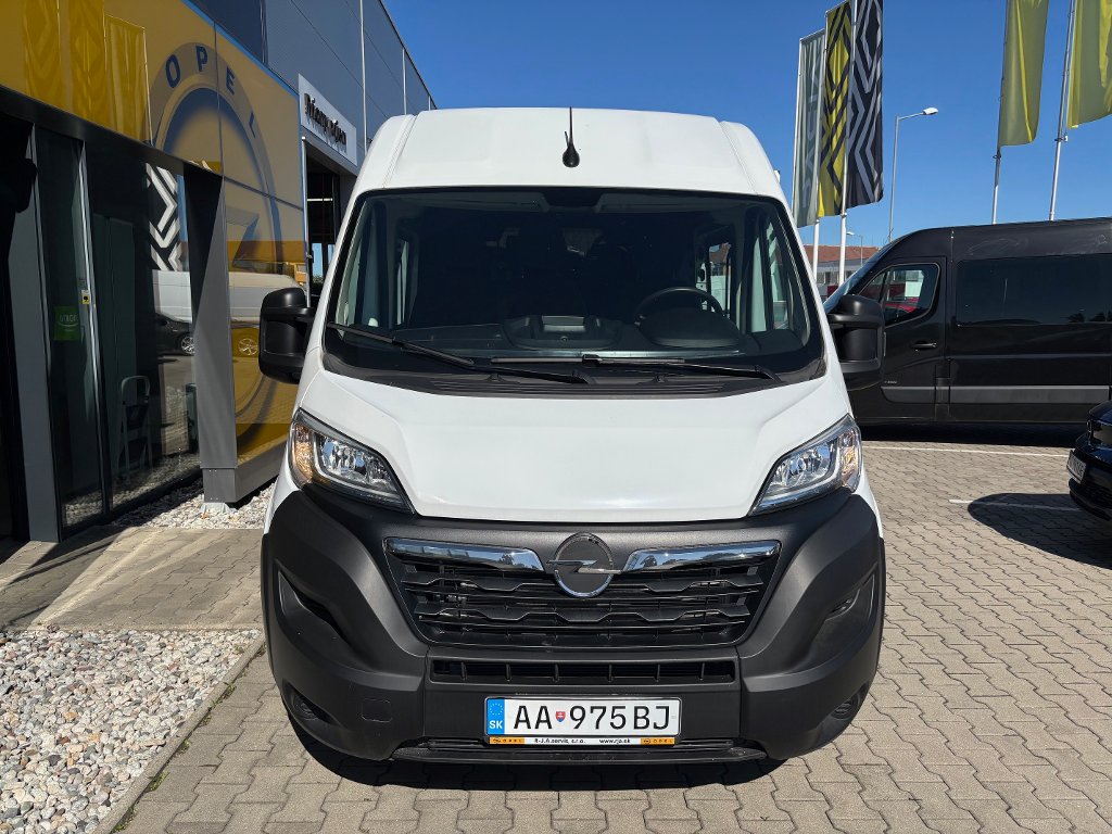 Opel Movano Crew Van L3H2 2.2CDTi 140K MT6 Opel Movano