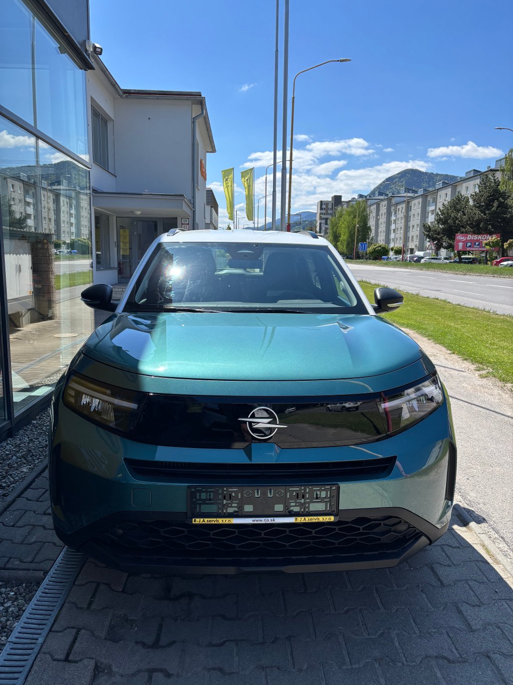 Opel Frontera Edition 1.2T MHEV 107KW/145K Opel Frontera