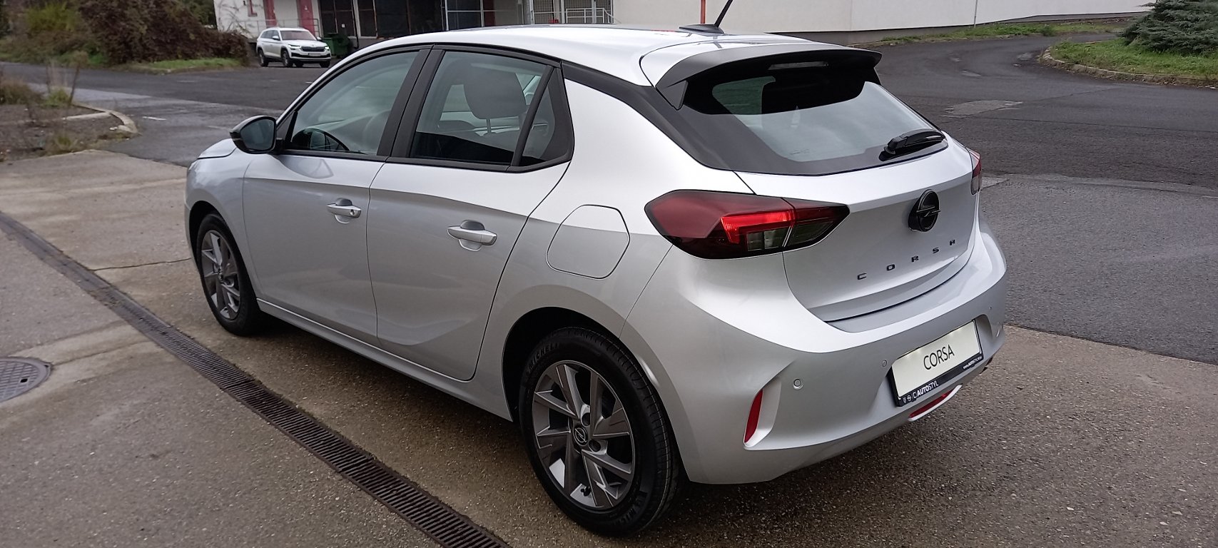 Opel Corsa Edition 1,2 75k MT5 Opel Corsa
